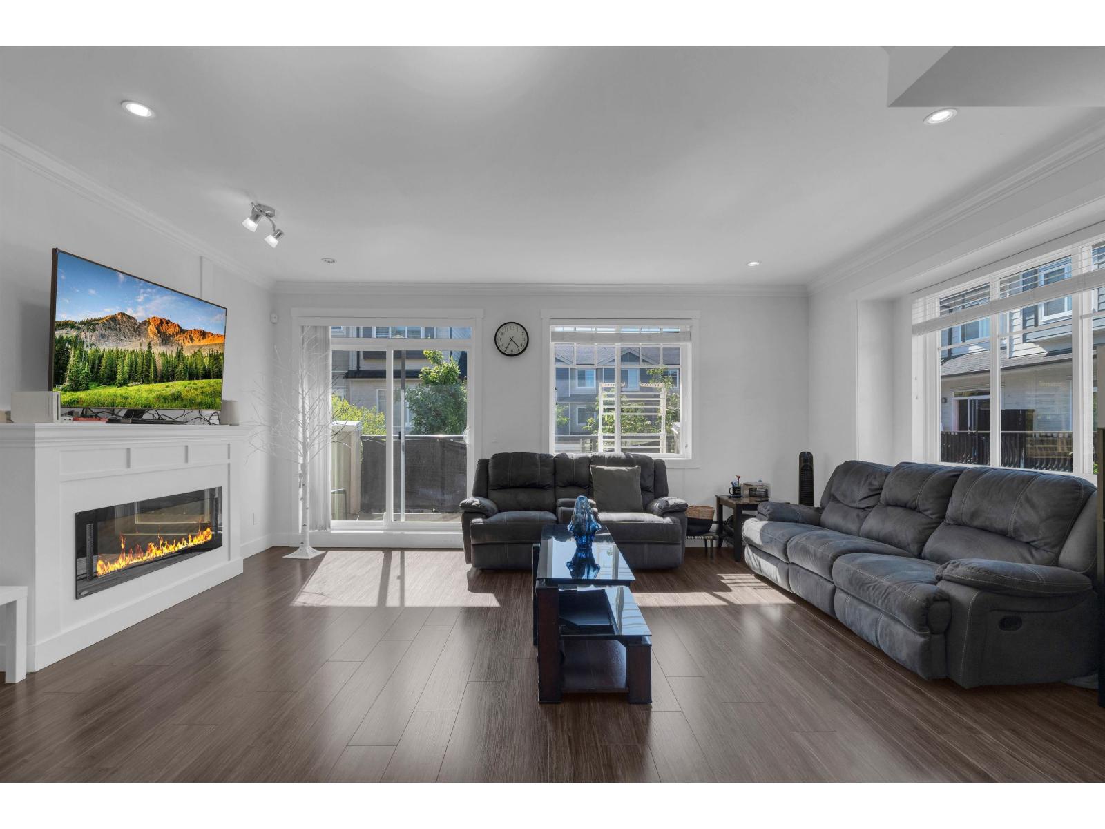 113 13898 64 Avenue, Surrey, British Columbia  V3W 1L6 - Photo 4 - R3135105