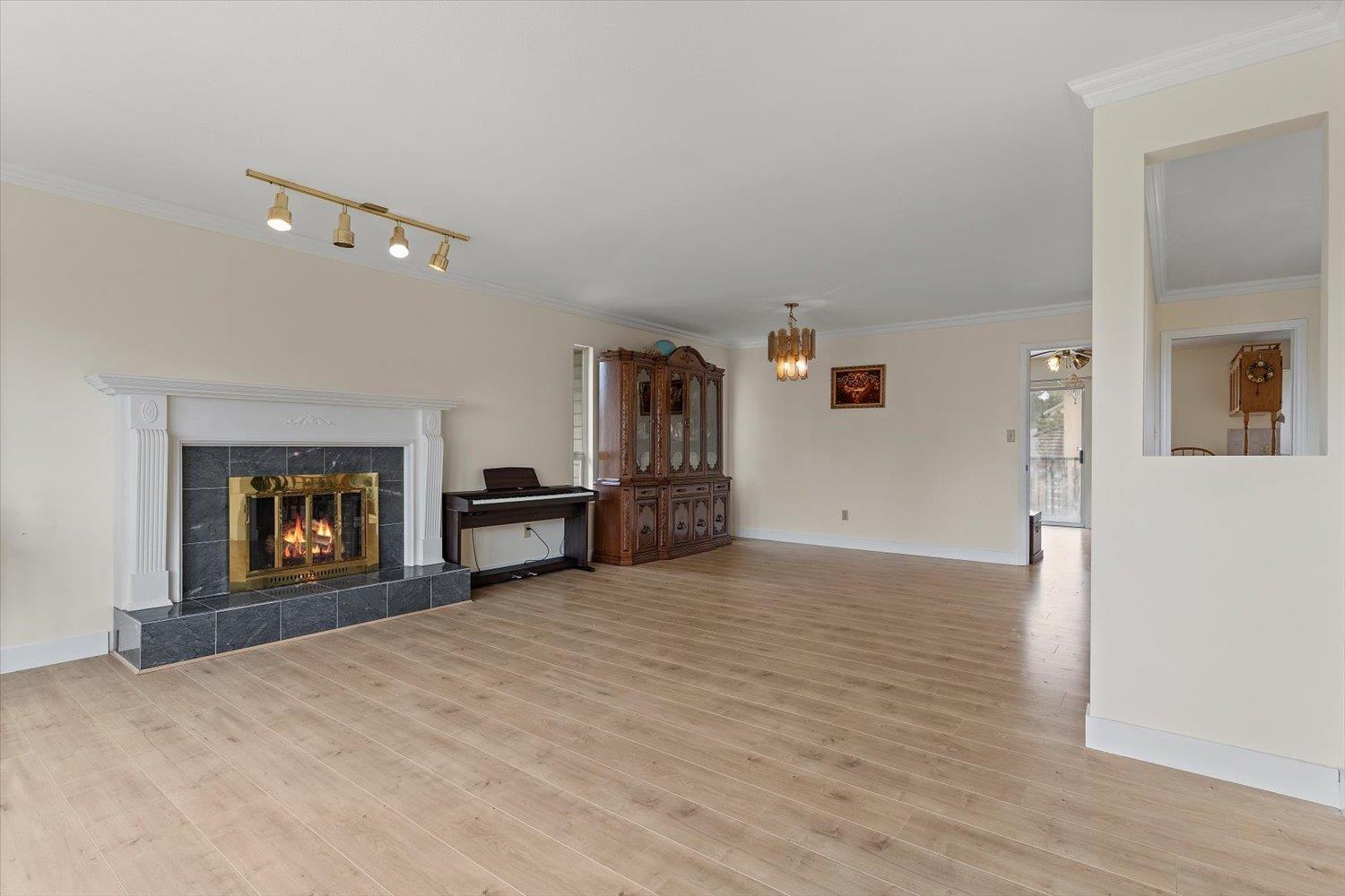11905 Sterling Court, Delta, British Columbia  V4C 7Y7 - Photo 11 - R3134940