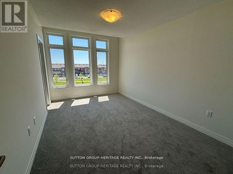 1 Cherry Hill Lane, Barrie (Painswick South), Ontario  L9J 0M7 - Photo 20 - S13439218