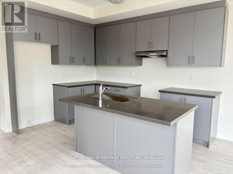 1 Cherry Hill Lane, Barrie (Painswick South), Ontario  L9J 0M7 - Photo 9 - S13439218