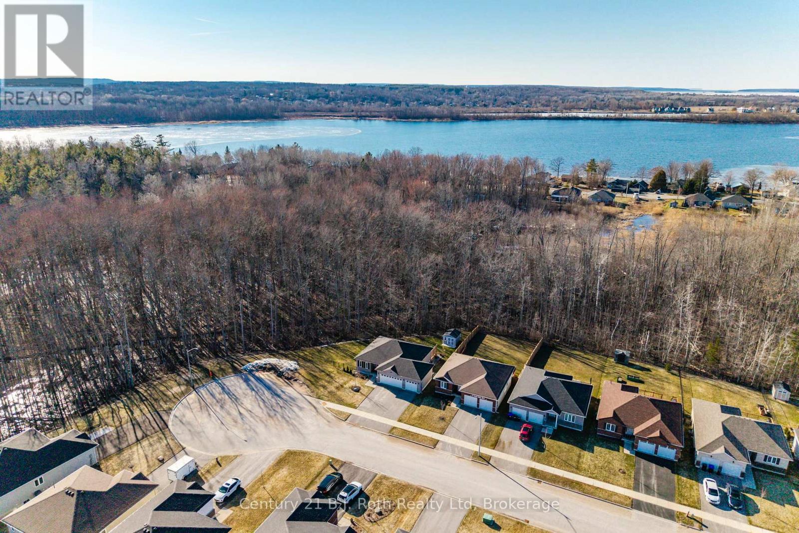 54 Ralph Dalton Boulevard, Tay, Ontario  L0K 2A0 - Photo 39 - S12903728