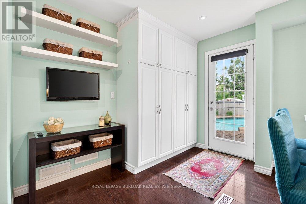 2341 Duncaster Drive, Burlington, Ontario  L7P 4C3 - Photo 16 - W13438774