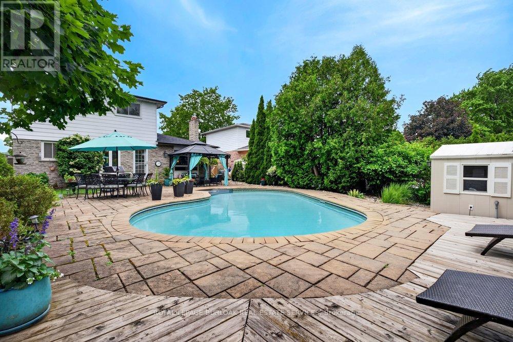 2341 Duncaster Drive, Burlington, Ontario  L7P 4C3 - Photo 30 - W13438774