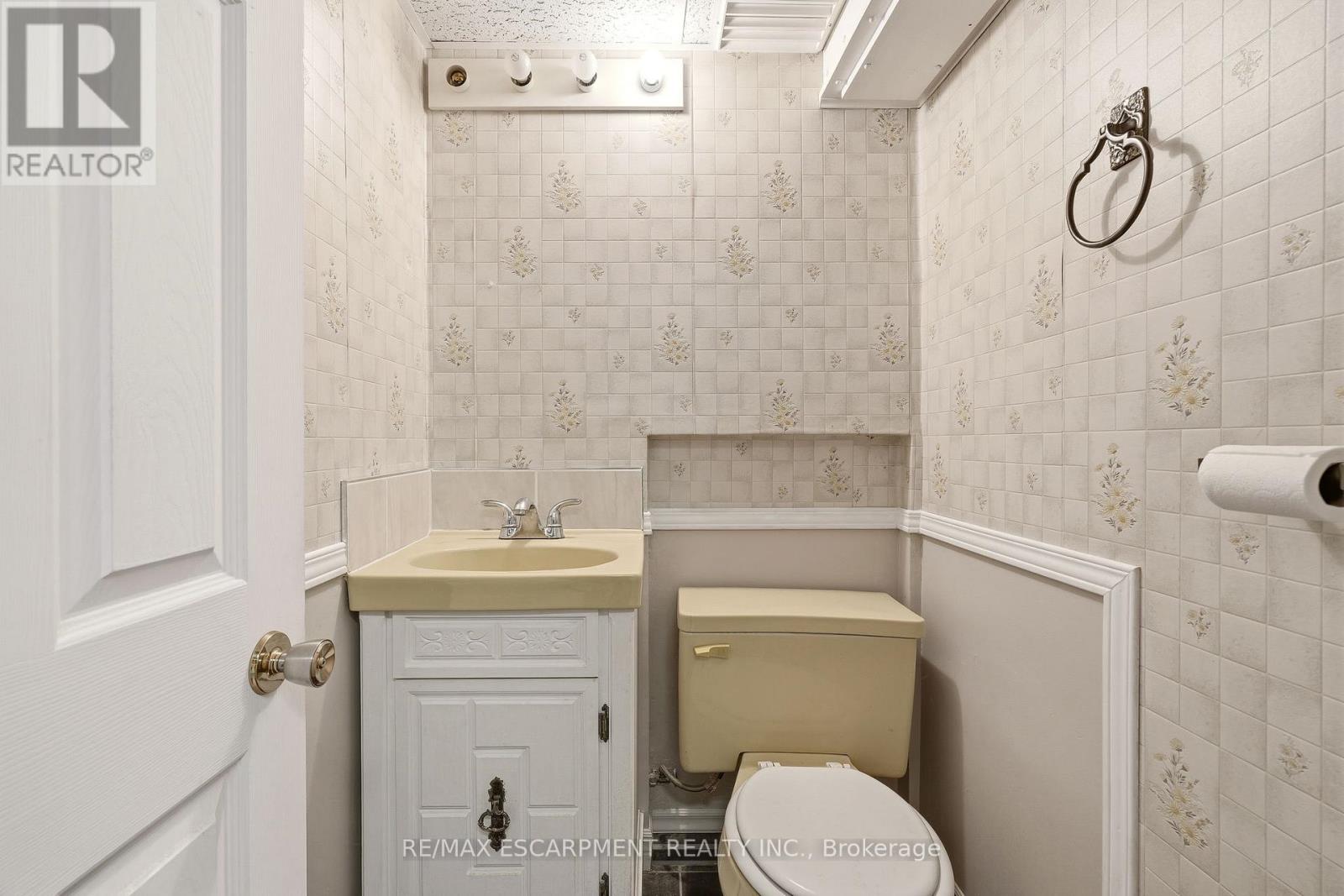 1059 Shepherds Drive, Burlington, Ontario  L7T 3R4 - Photo 29 - W13438784