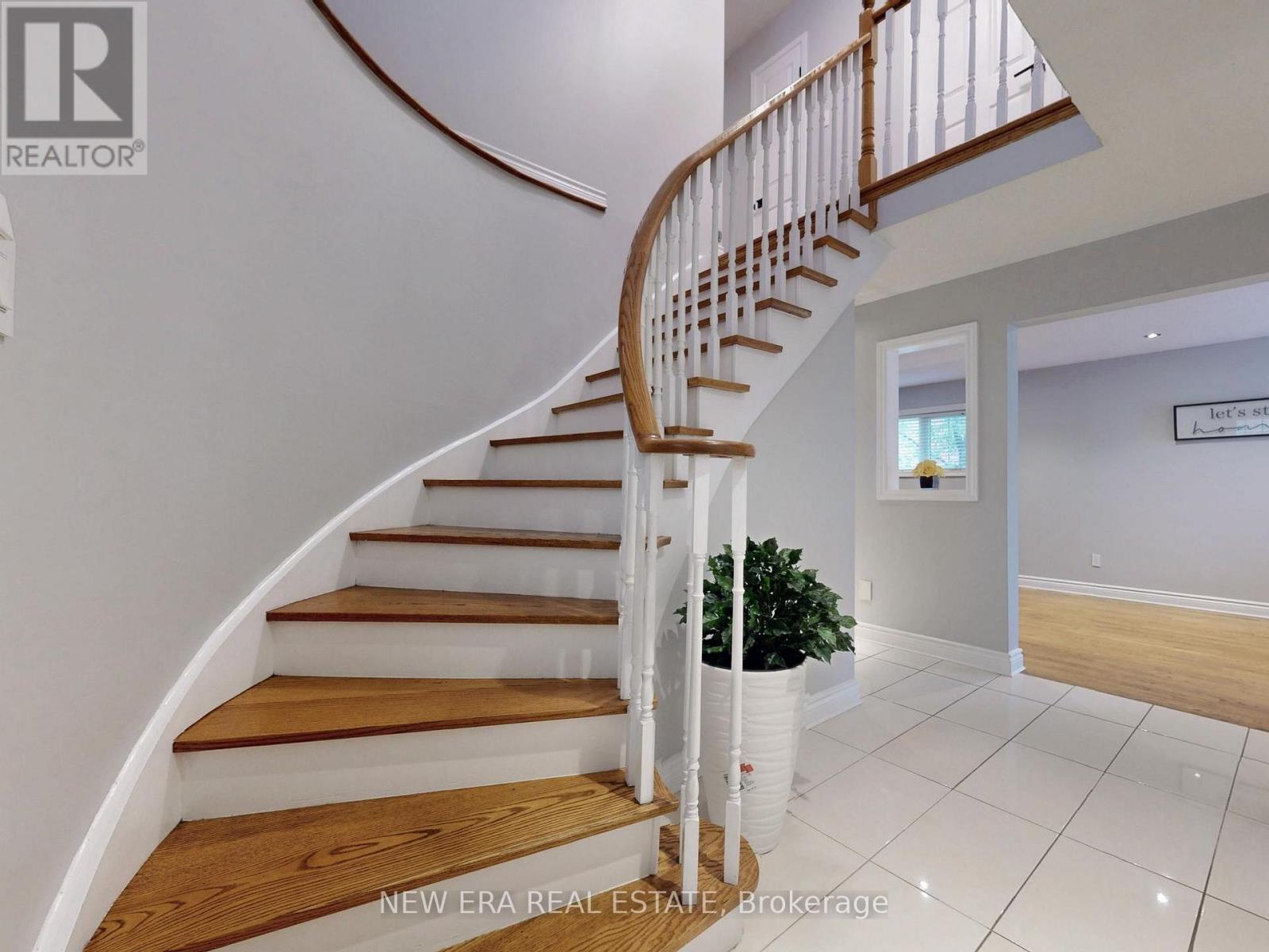 5380 Floral Hill Crescent, Mississauga, Ontario  L5V 1V3 - Photo 16 - W13438794
