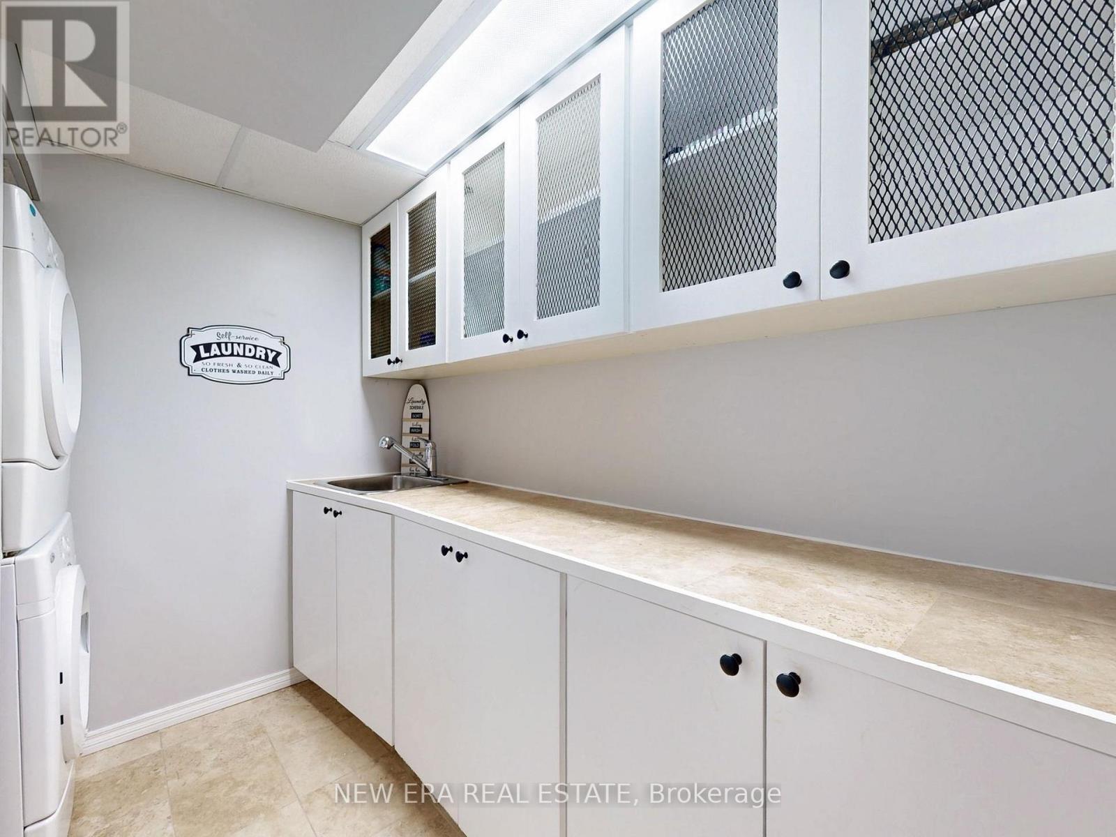 5380 Floral Hill Crescent, Mississauga, Ontario  L5V 1V3 - Photo 34 - W13438794