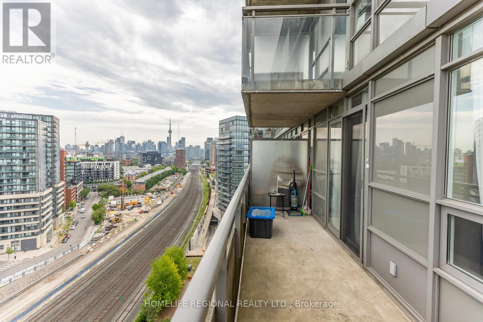 1520 - 38 Joe Shuster Way, Toronto, Ontario  M6K 0A5 - Photo 11 - W13438810