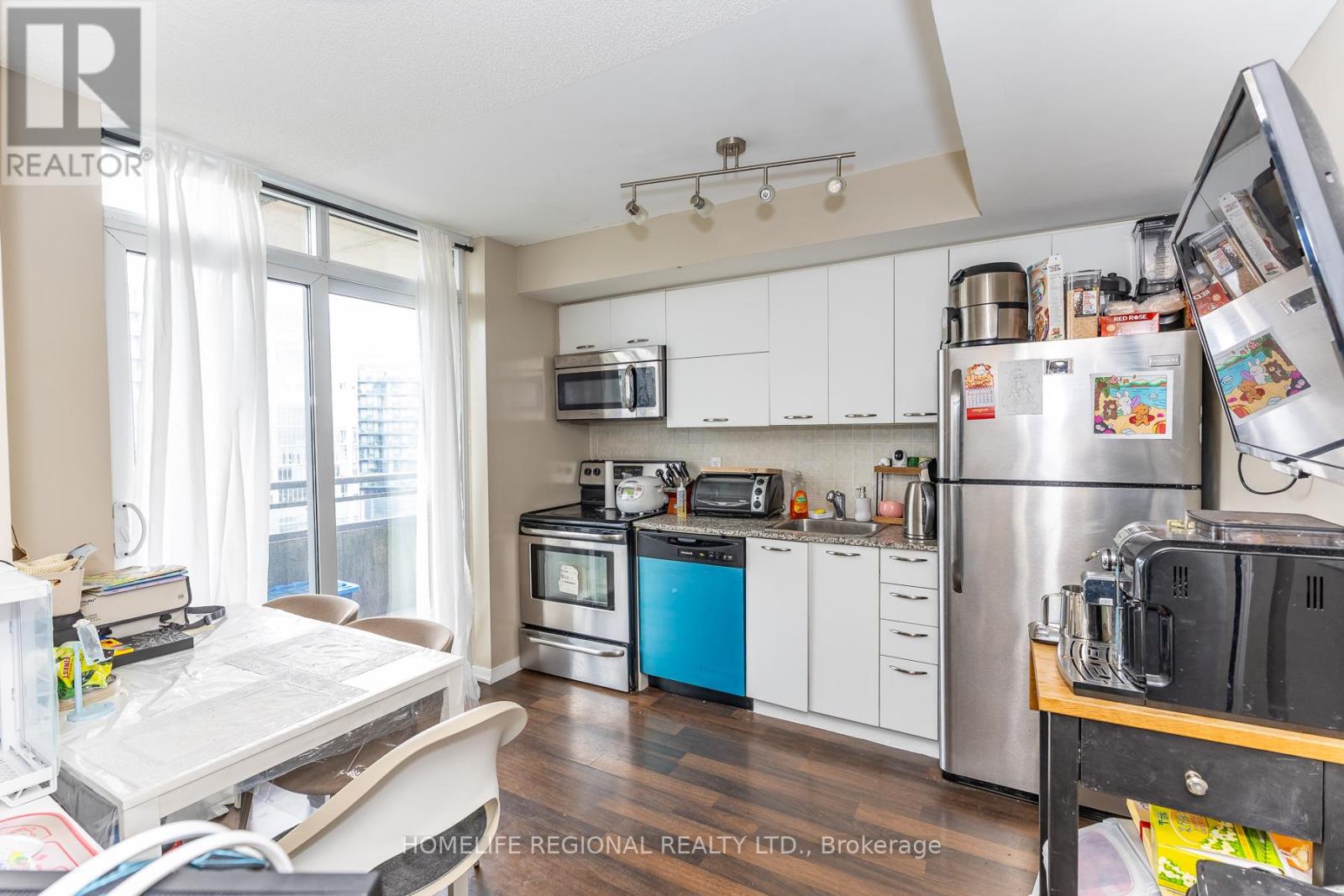 1520 - 38 Joe Shuster Way, Toronto, Ontario  M6K 0A5 - Photo 4 - W13438810