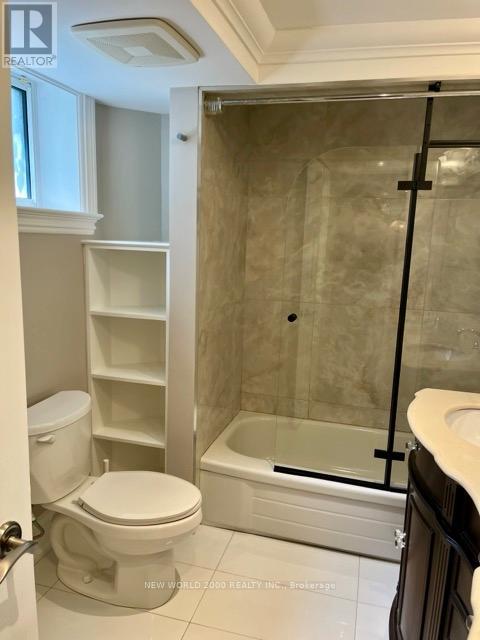 Unit 1 - 21 Flamingo Crescent, Toronto, Ontario  M6M 4E9 - Photo 8 - W13438892