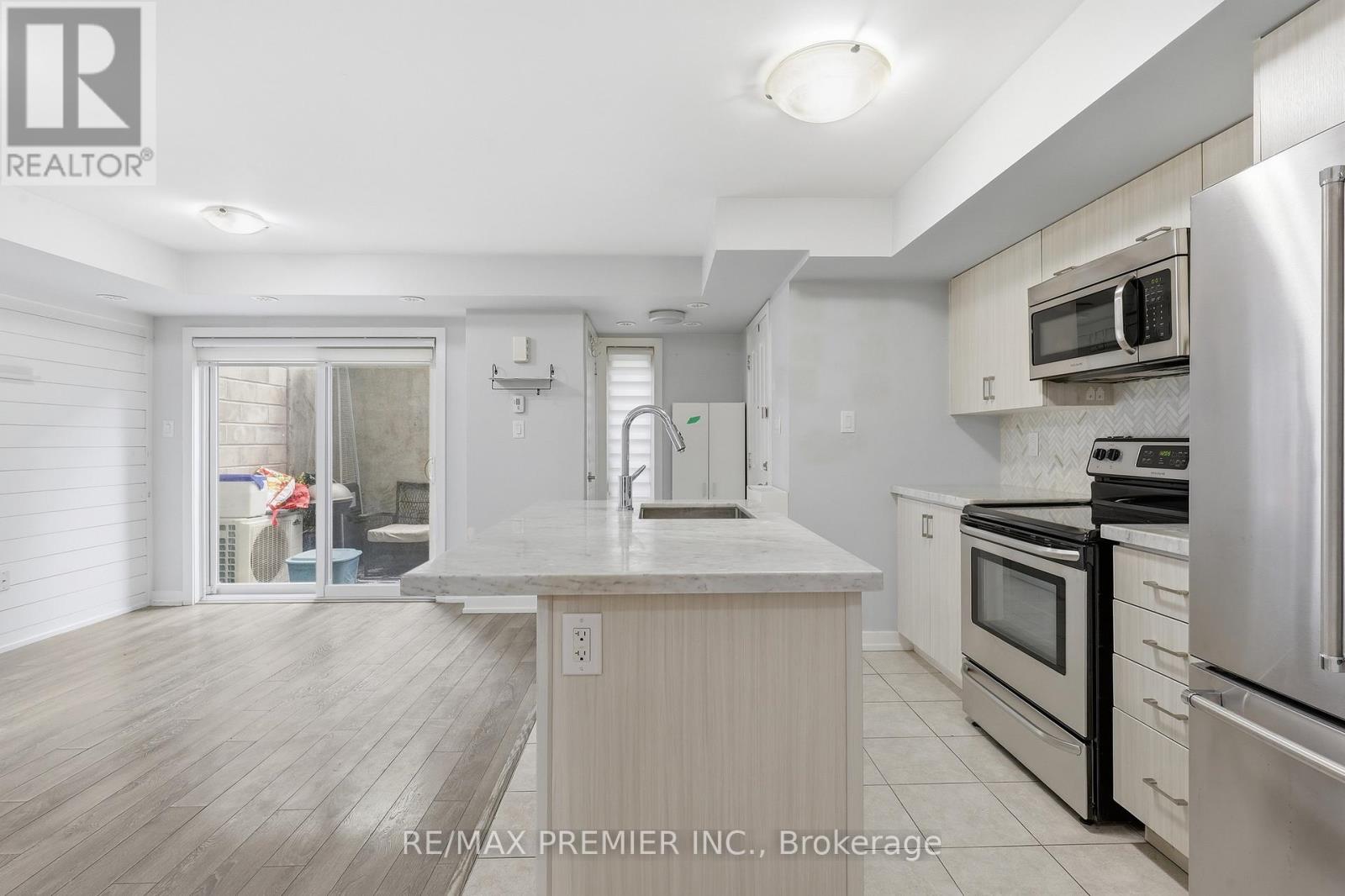44 - 2315 Sheppard Avenue W, Toronto, Ontario  M9M 0E8 - Photo 5 - W13438894