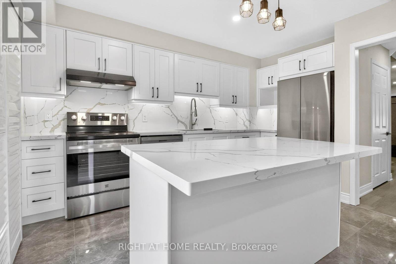247 Glenn Hawthorne Boulevard, Mississauga, Ontario  L5R 2M5 - Photo 17 - W13438898