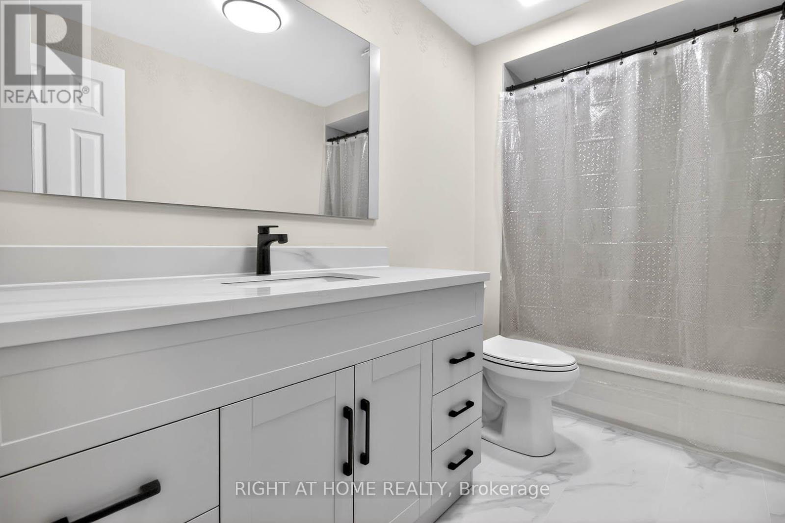 247 Glenn Hawthorne Boulevard, Mississauga, Ontario  L5R 2M5 - Photo 27 - W13438898
