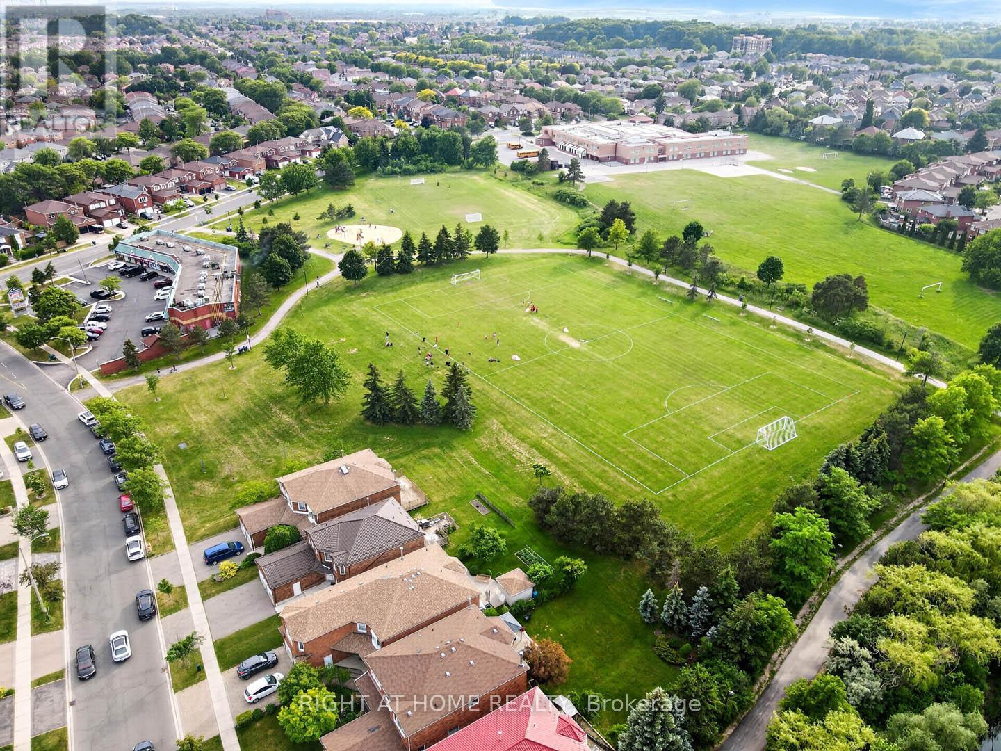 247 Glenn Hawthorne Boulevard, Mississauga, Ontario  L5R 2M5 - Photo 39 - W13438898