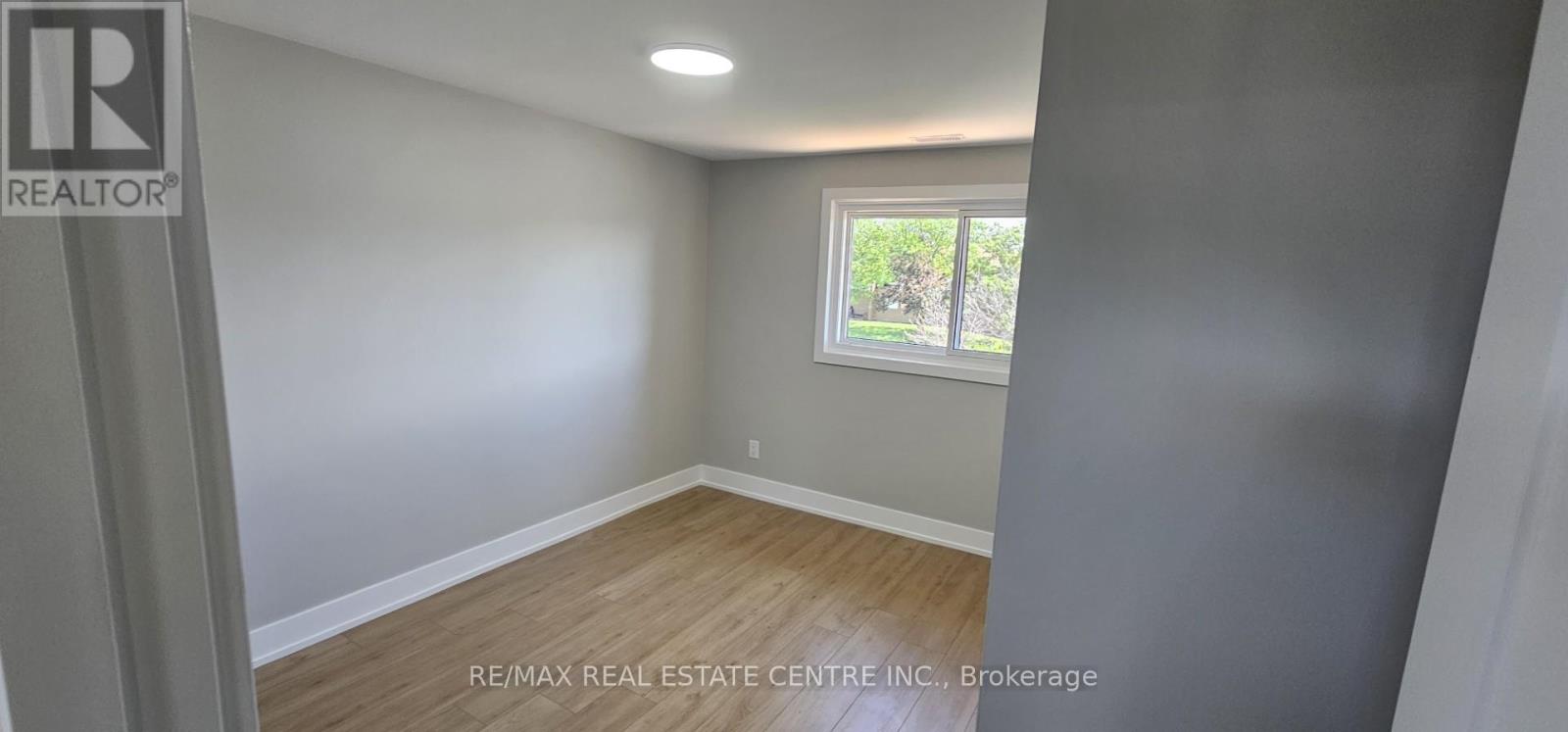 7 Great Oak Court, Brampton, Ontario  L6S 2J9 - Photo 13 - W13438918