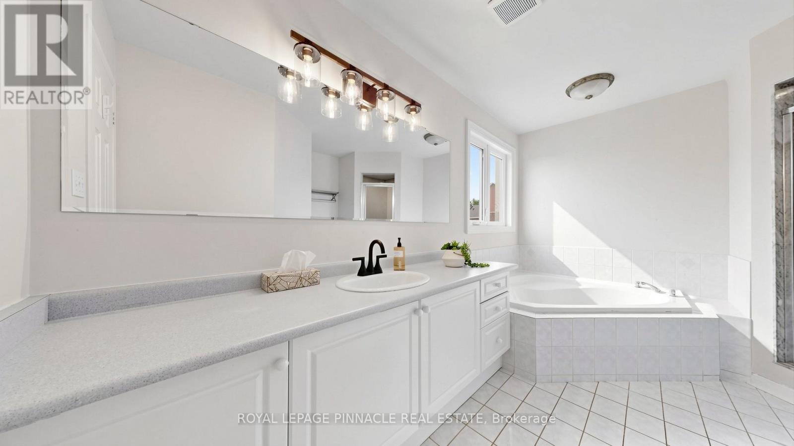 164 Anthony Avenue, Mississauga, Ontario  L4Z 3V3 - Photo 27 - W13439084