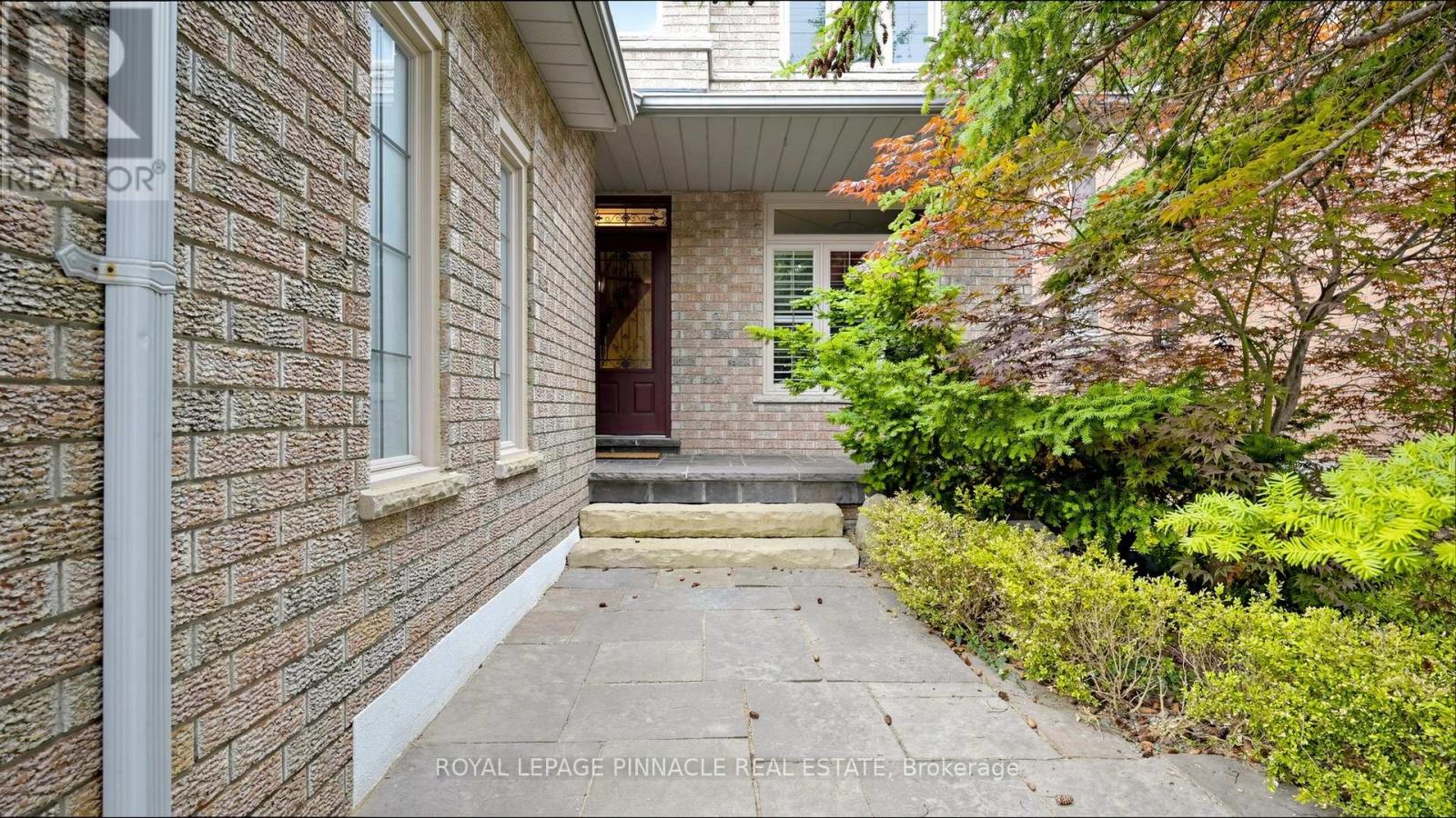 164 Anthony Avenue, Mississauga, Ontario  L4Z 3V3 - Photo 3 - W13439084