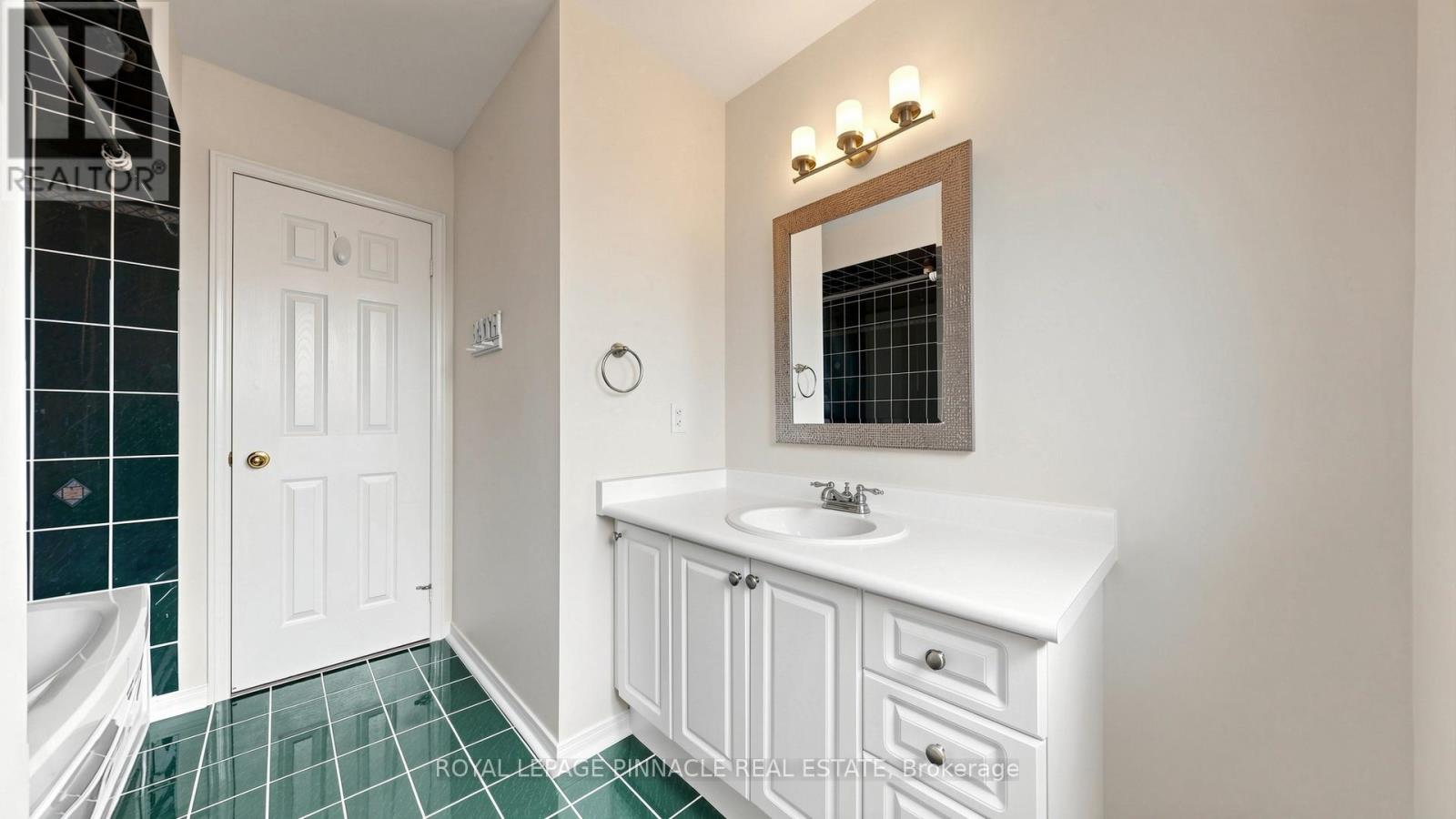 164 Anthony Avenue, Mississauga, Ontario  L4Z 3V3 - Photo 36 - W13439084