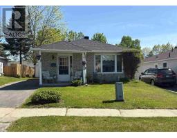 57 Stewart CRES, Elliot Lake, Ontario