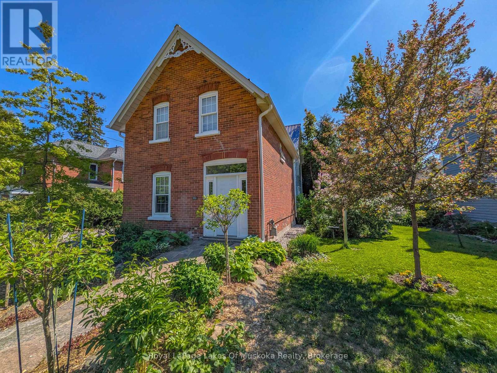 212 JAMES STREET, Bracebridge, Ontario
