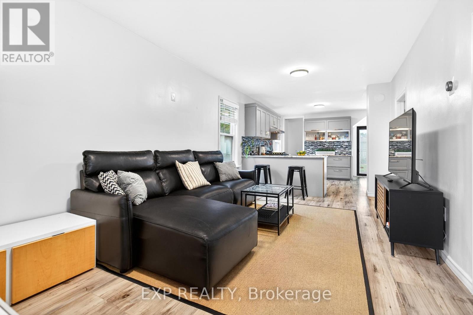 5 Elberta Street, St. Catharines, Ontario  L2M 5M4 - Photo 10 - X13438854