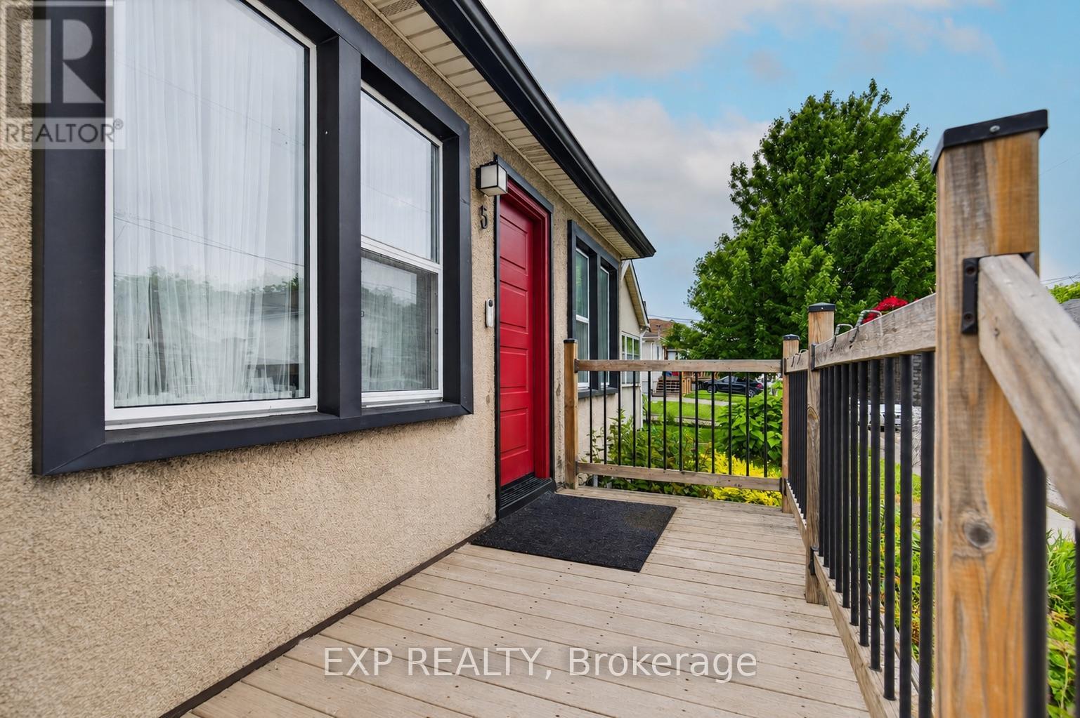 5 Elberta Street, St. Catharines, Ontario  L2M 5M4 - Photo 3 - X13438854