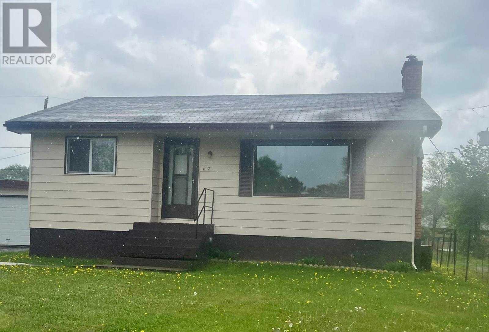 146 Pine CRES, Atikokan, Ontario