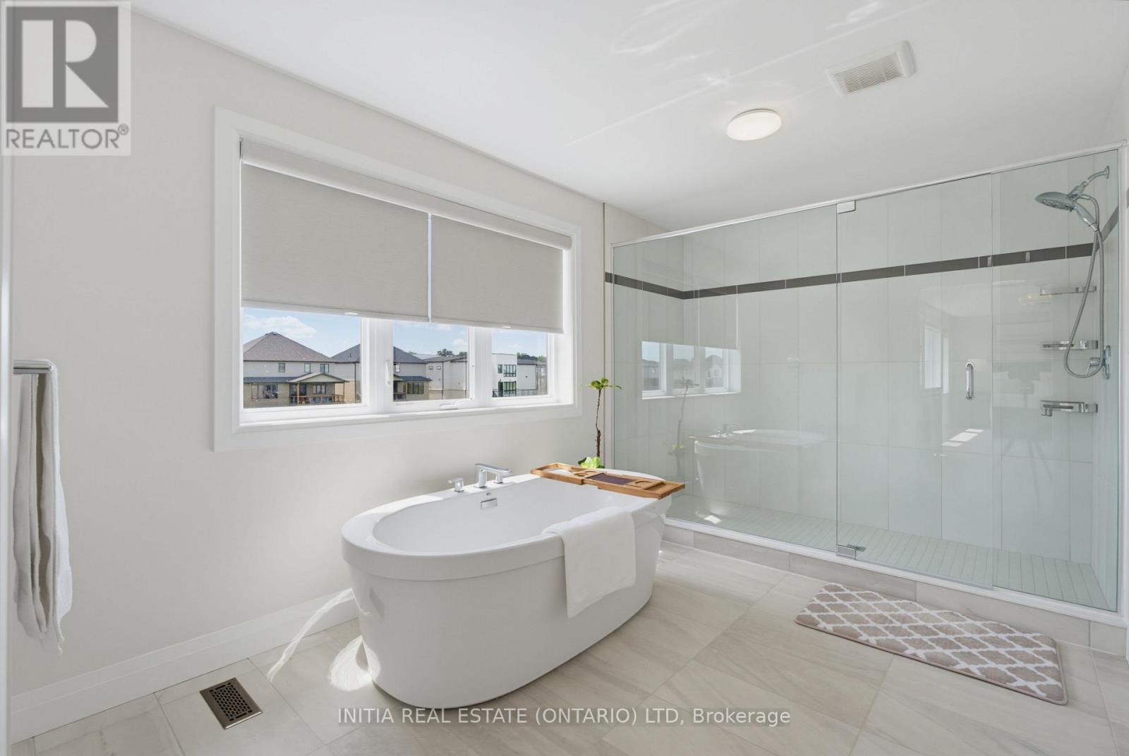 1258 Silverfox Drive, London North, Ontario  N6G 0V8 - Photo 27 - X13439324