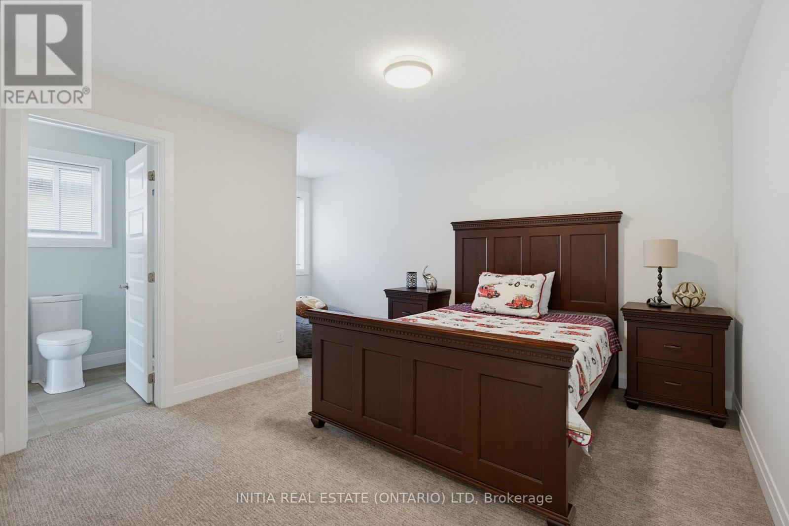 1258 Silverfox Drive, London North, Ontario  N6G 0V8 - Photo 33 - X13439324