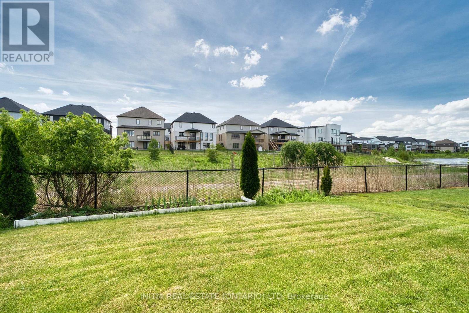 1258 Silverfox Drive, London North, Ontario  N6G 0V8 - Photo 47 - X13439324