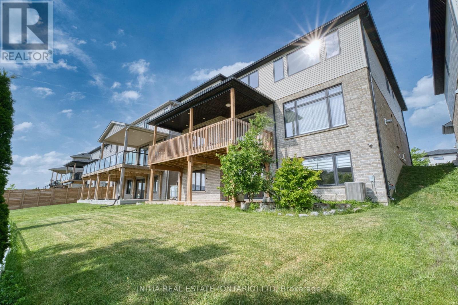 1258 Silverfox Drive, London North, Ontario  N6G 0V8 - Photo 48 - X13439324