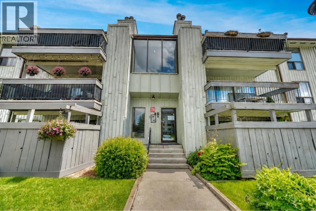 322, 10120 Brookpark Boulevard SW, Calgary, Alberta