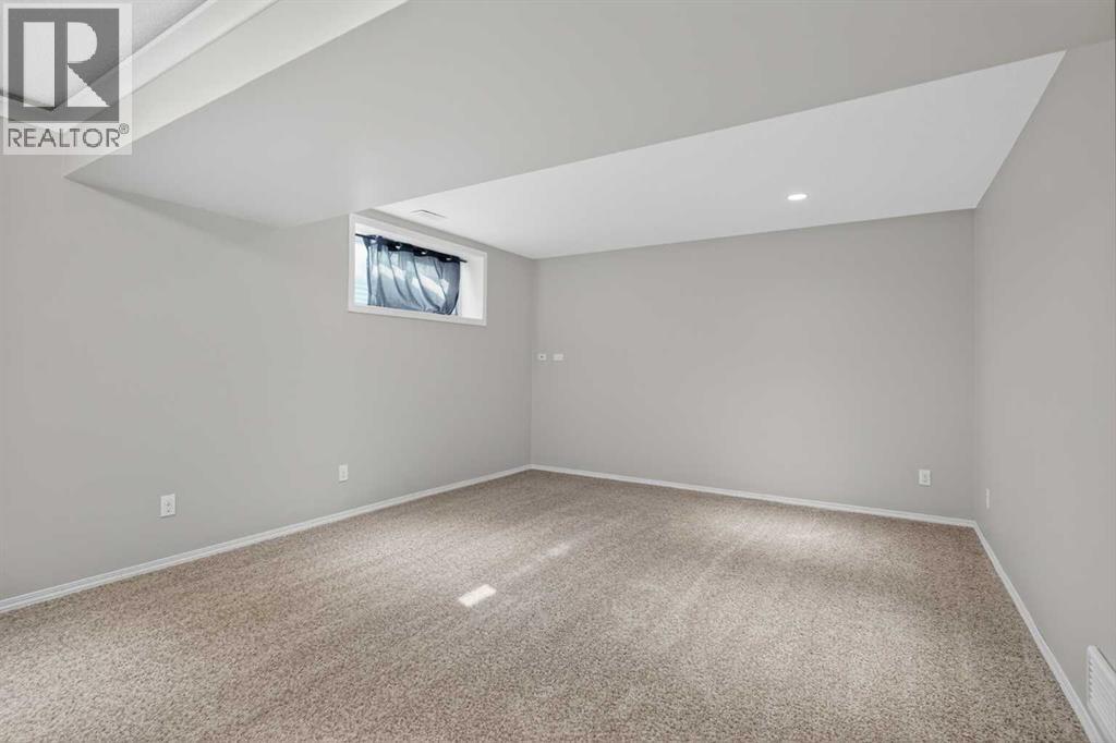 243 Silverado Plains Close Sw, Calgary, Alberta  T2X 0J2 - Photo 31 - A2317865
