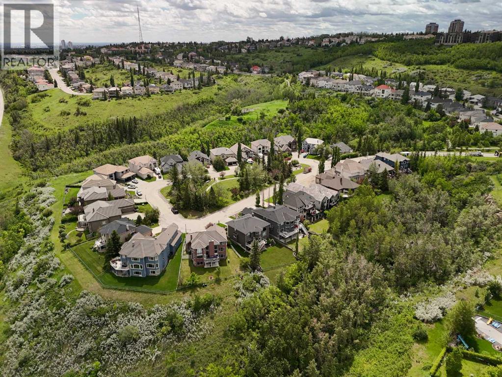 70 Patterson Close Sw, Calgary, Alberta  T3H 3K2 - Photo 1 - A2320084