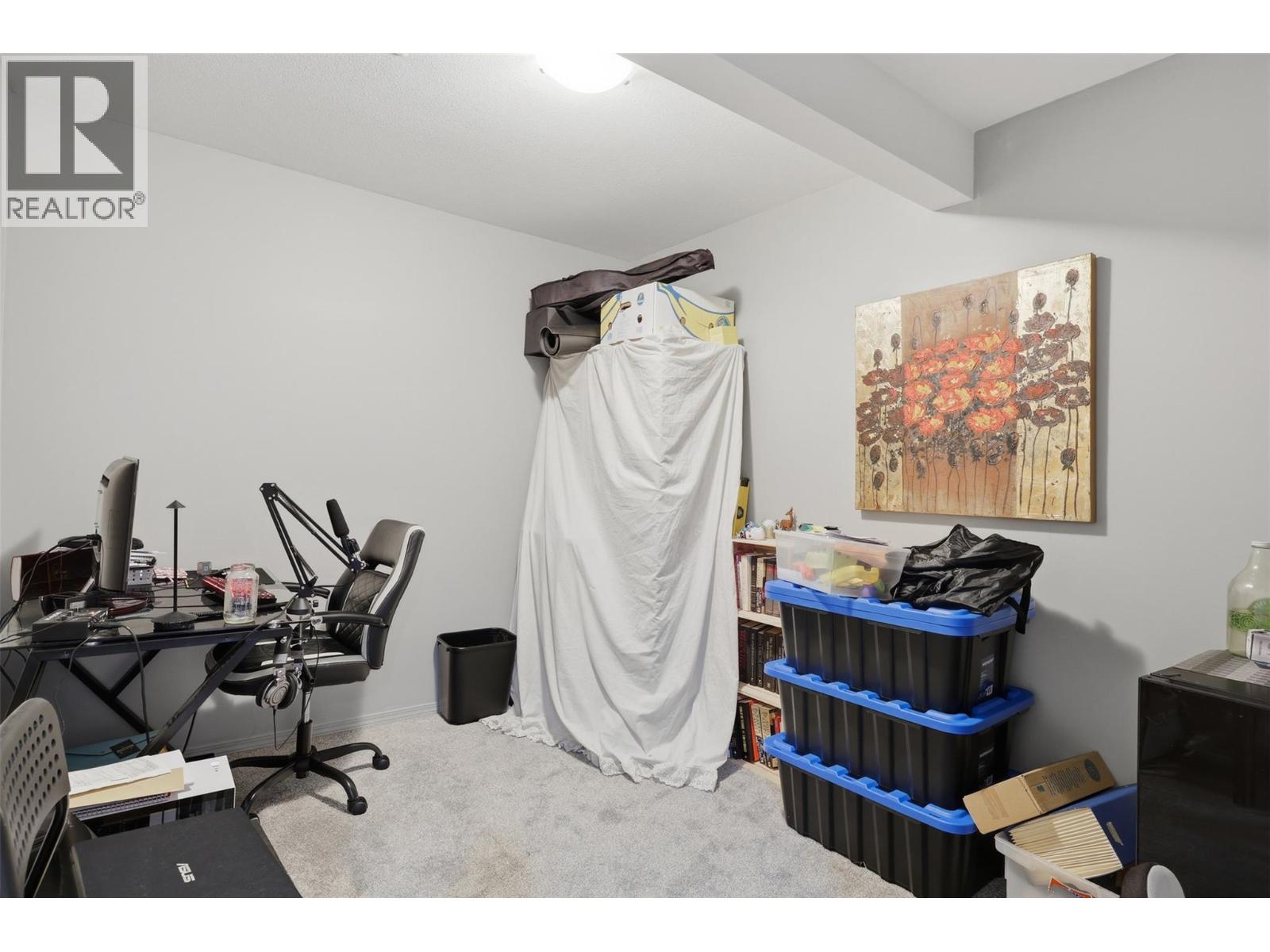 Listing image 42