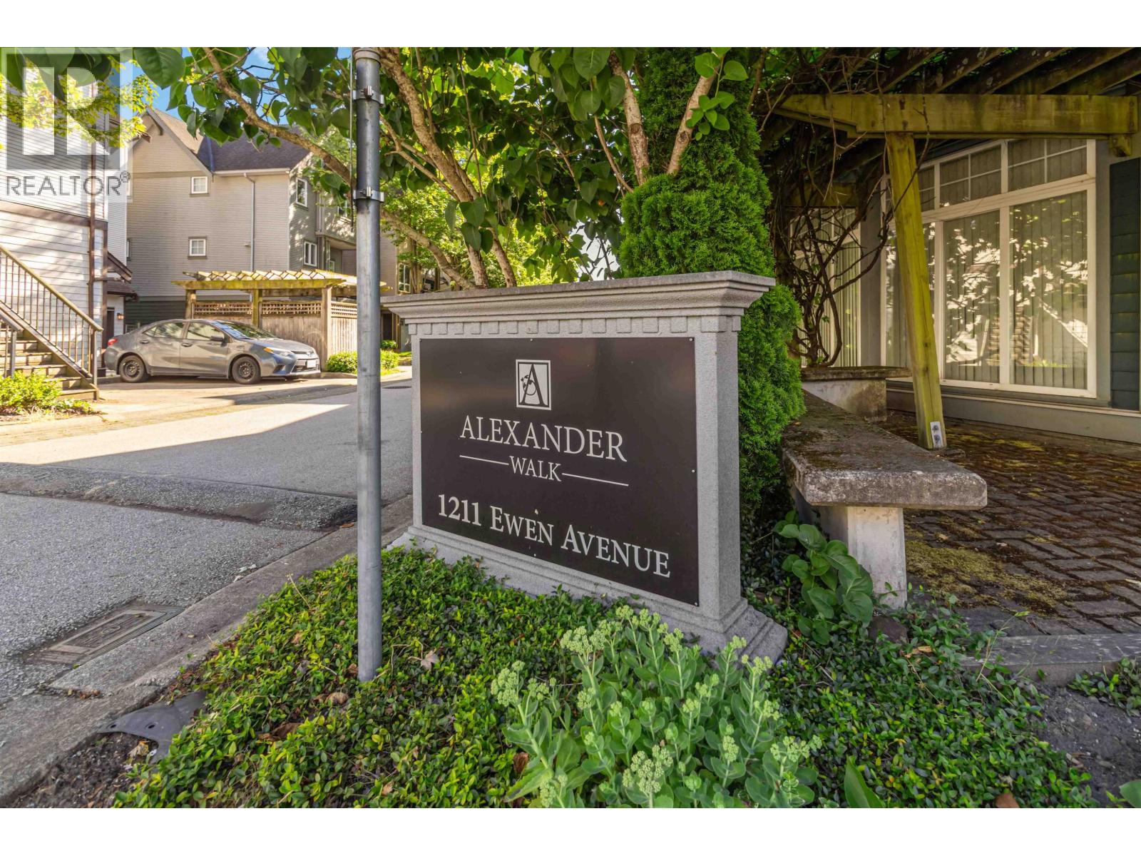 24 1211 Ewen Avenue, New Westminster, British Columbia  V3M 5E5 - Photo 28 - R3135100