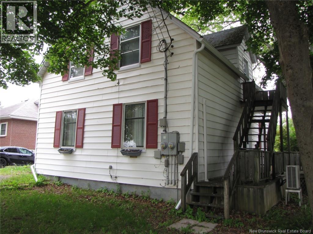 210-212 Pleasant Street, Moncton, New Brunswick  E1A 2V7 - Photo 8 - NB141841