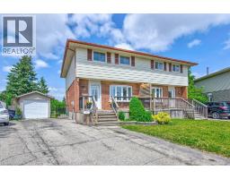 68 THE COUNTRY Way, Kitchener, Ontario