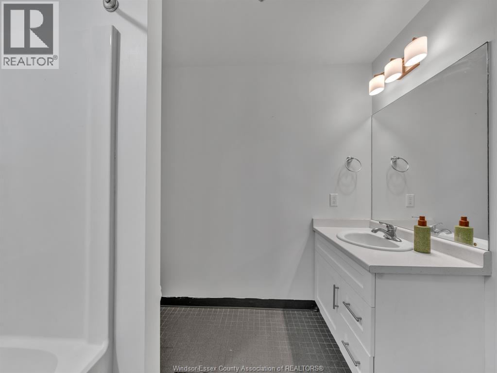 2109 Ottawa Street Unit# 201, Windsor, Ontario  N8Y 1R8 - Photo 18 - 26013728