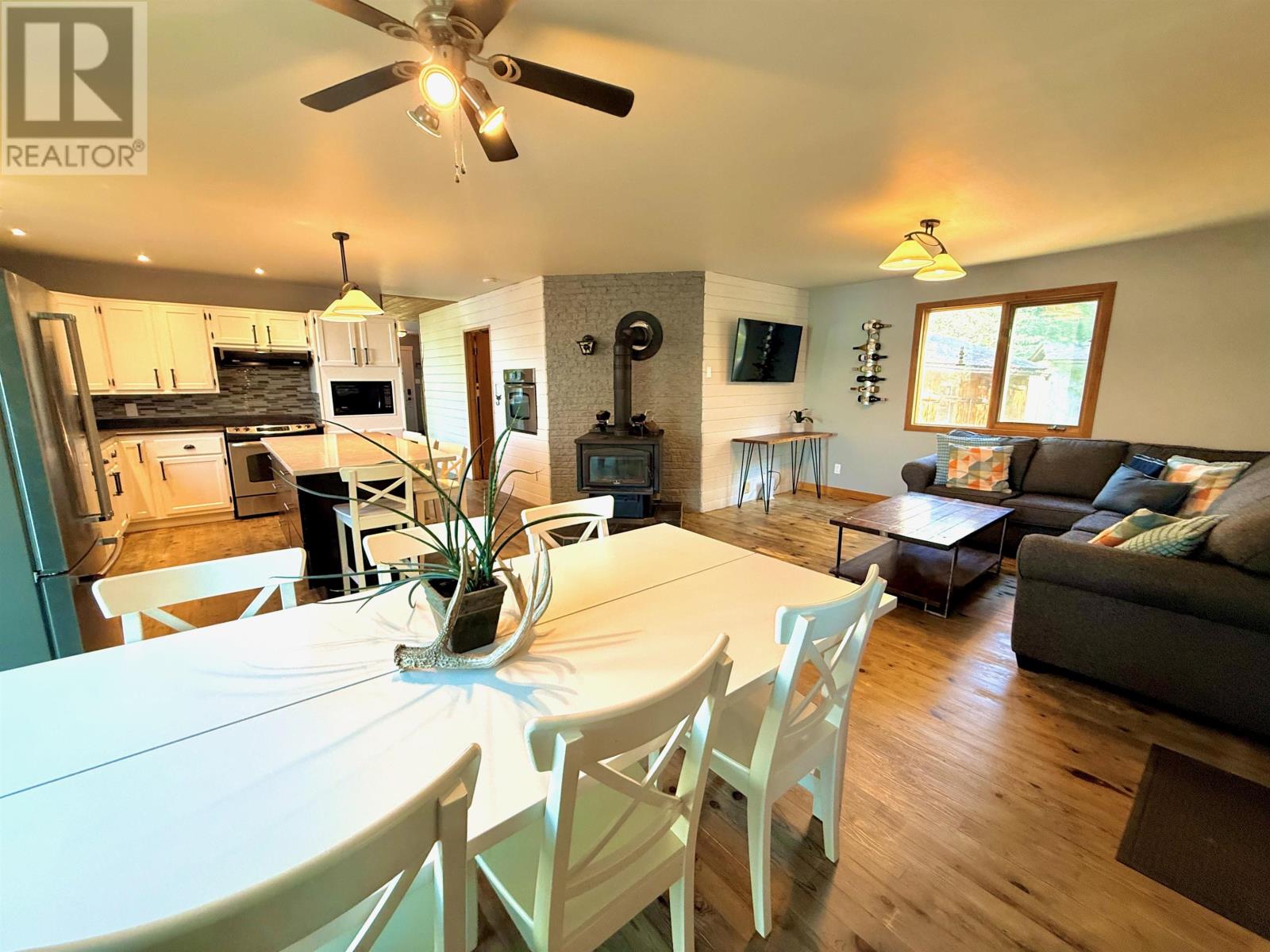 81b Peterson Ln, Kenora, Ontario  P0X 1H0 - Photo 11 - TB2601287
