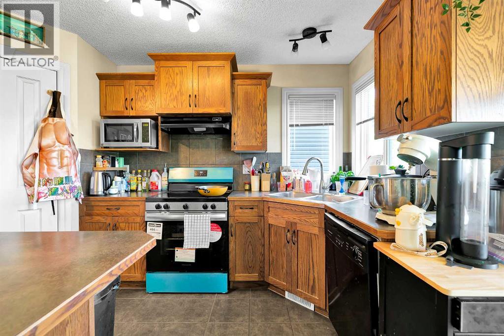77 Silverado Creek Crescent Sw, Calgary, Alberta  T2X 0C6 - Photo 4 - A2319350