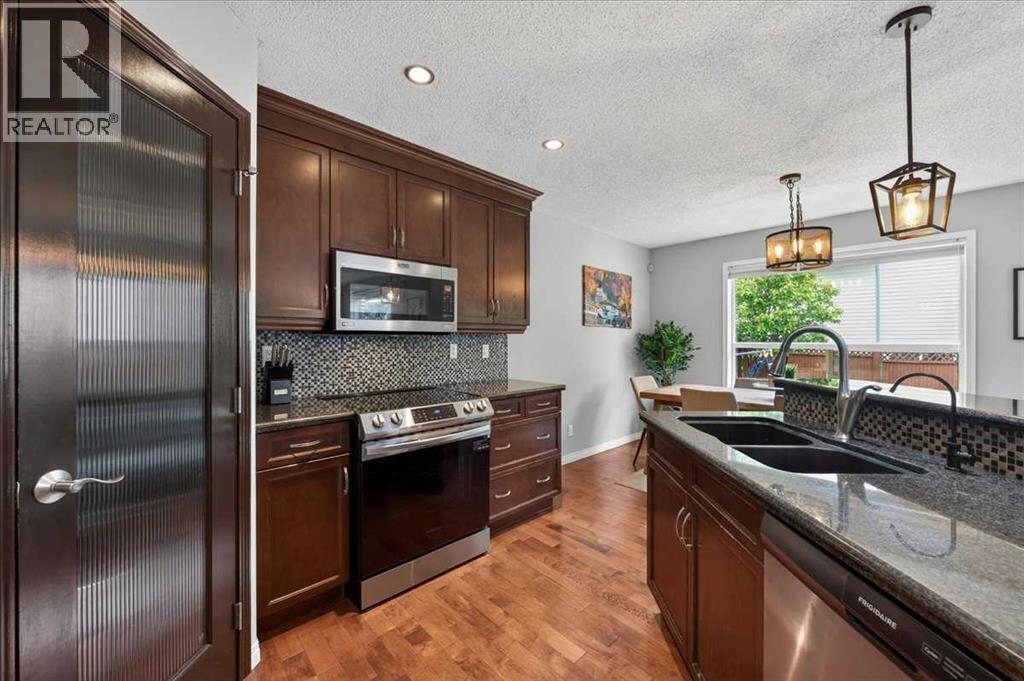 132 Tuscany Meadows Common Nw, Calgary, Alberta  T3L 2N8 - Photo 12 - A2319582