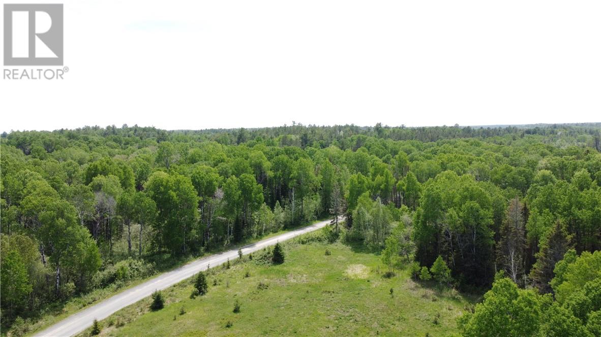 488 Huskey Trail Road, Markstay-Warren, Ontario