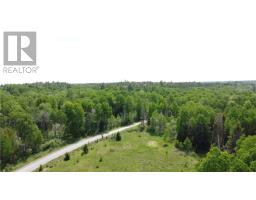 488 Huskey Trail Road, Markstay-Warren, Ontario