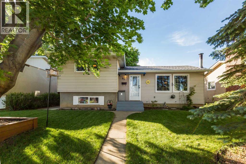57 Honeysuckle Road N, lethbridge, Alberta