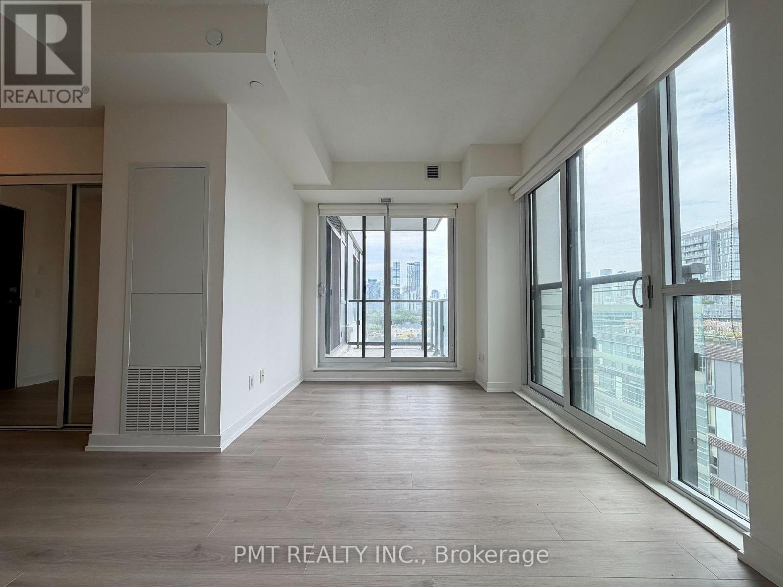 1009 - 200 Sackville Street, Toronto, Ontario  M5A 0C4 - Photo 5 - C13439312