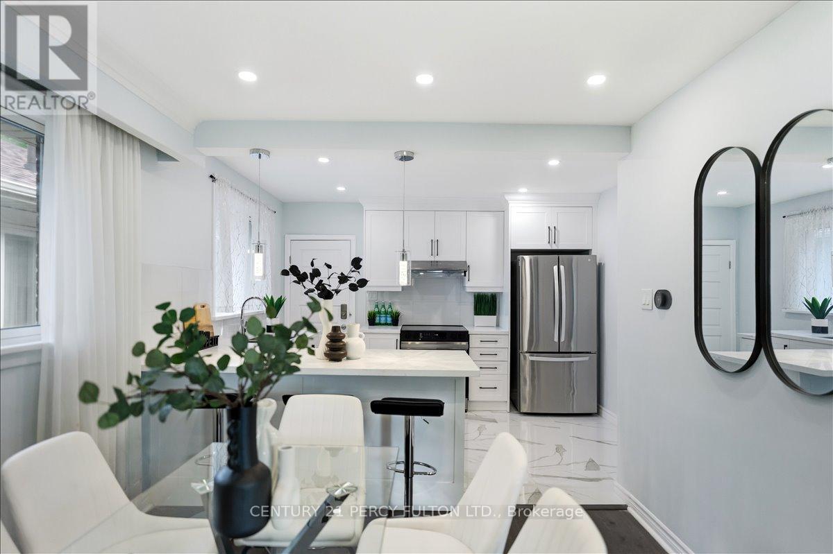 50 Mooregate Avenue, Toronto, Ontario  M1K 3V7 - Photo 14 - E13439280