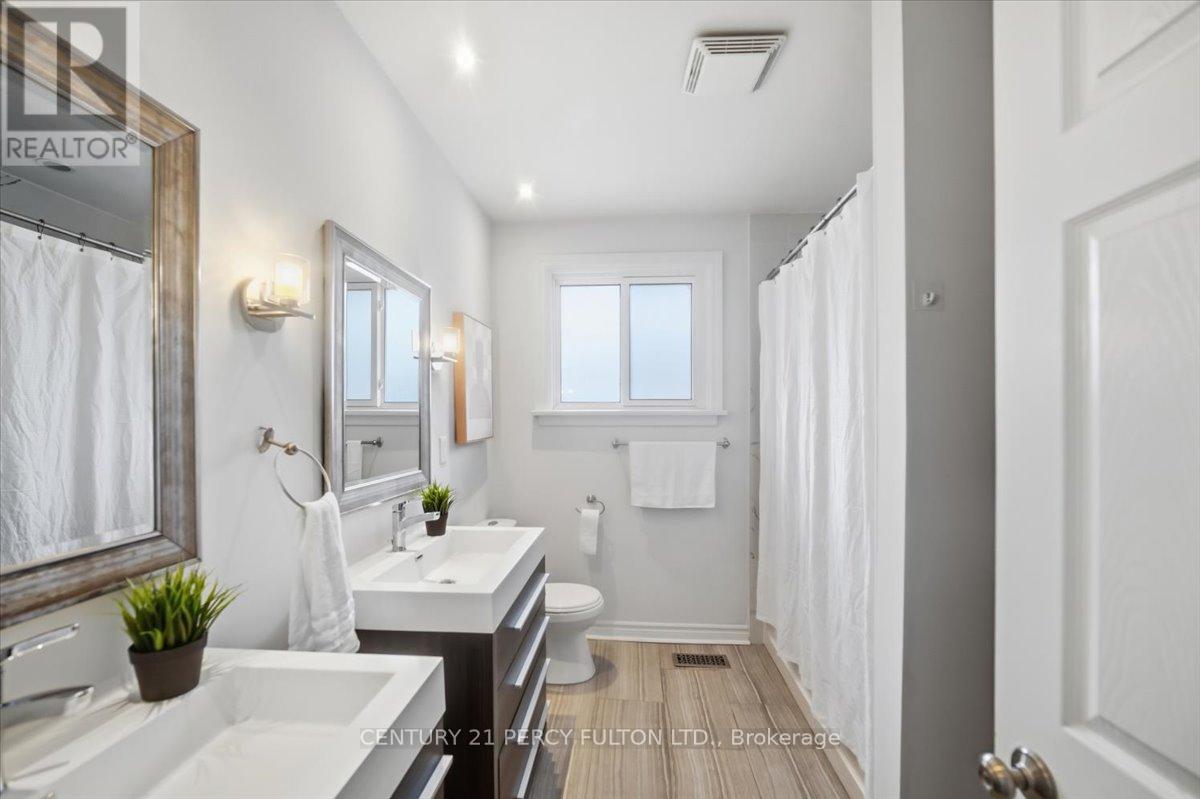 50 Mooregate Avenue, Toronto, Ontario  M1K 3V7 - Photo 17 - E13439280