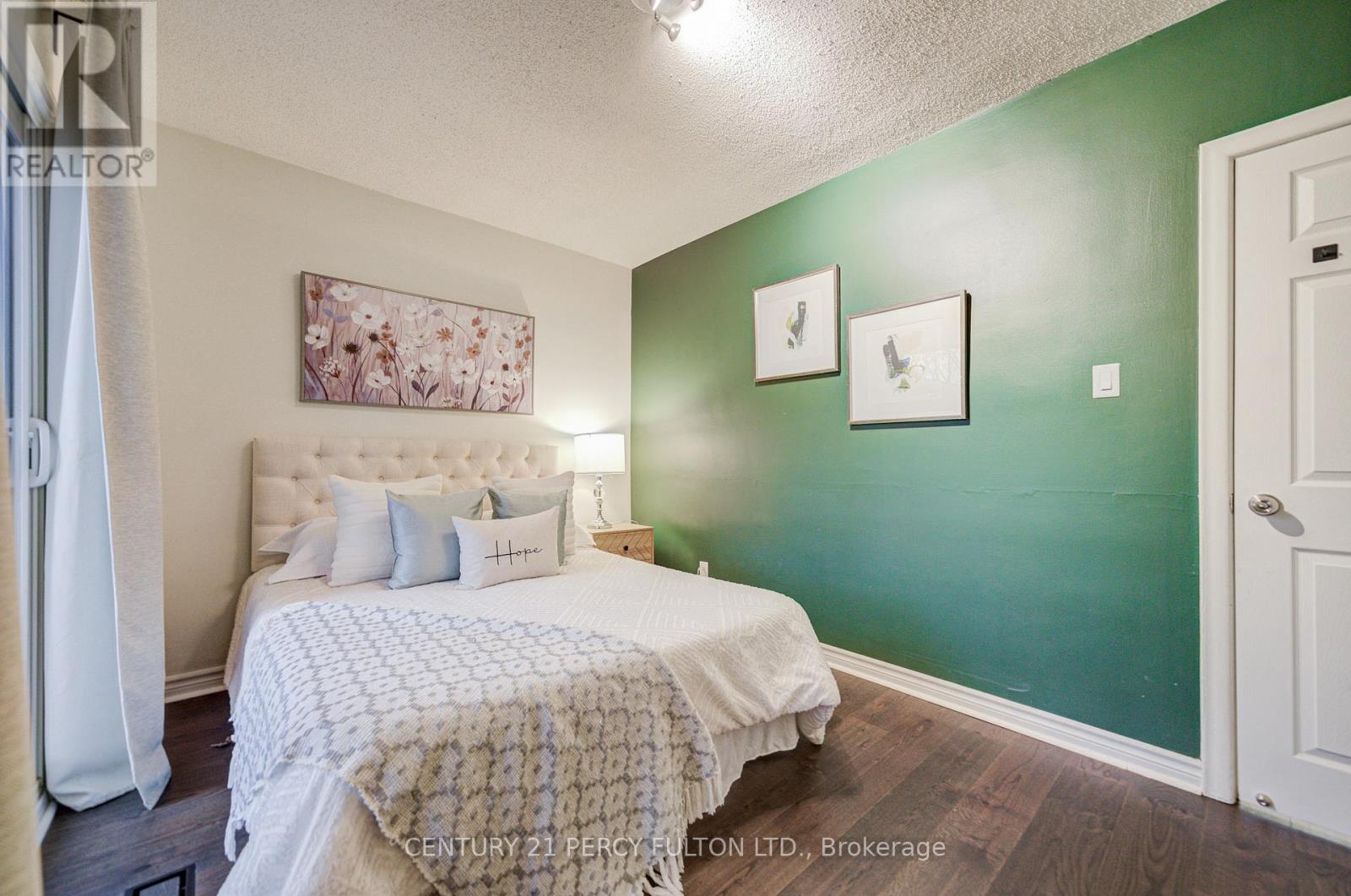50 Mooregate Avenue, Toronto, Ontario  M1K 3V7 - Photo 25 - E13439280