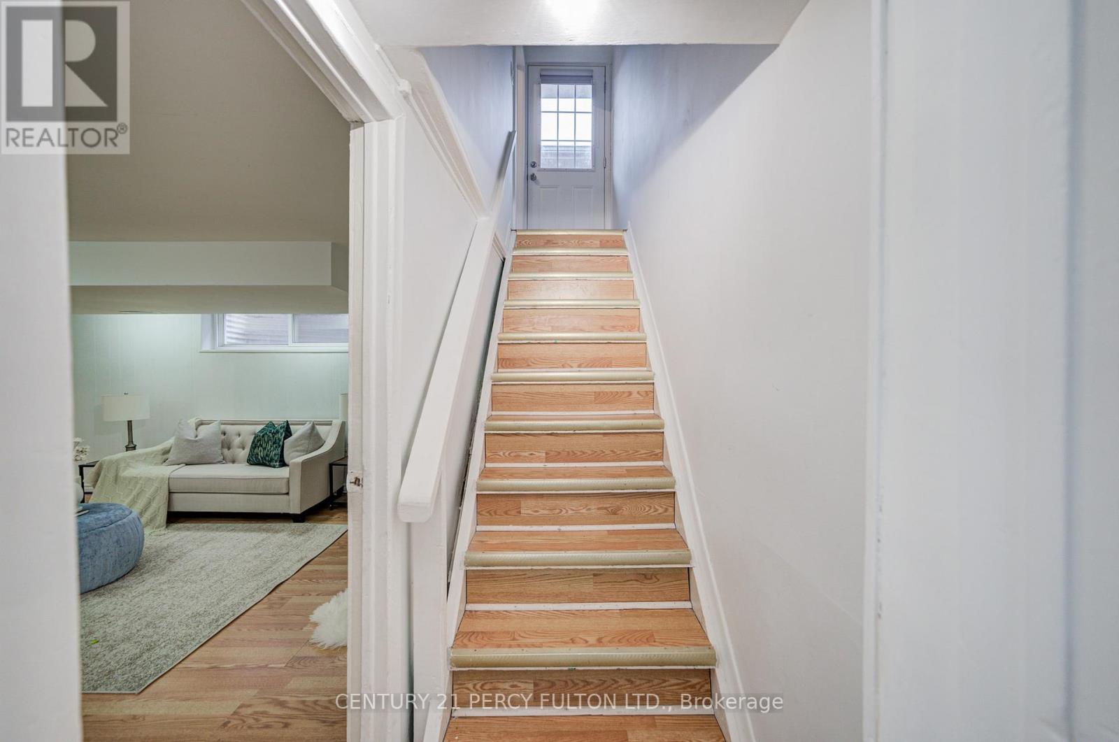 50 Mooregate Avenue, Toronto, Ontario  M1K 3V7 - Photo 27 - E13439280