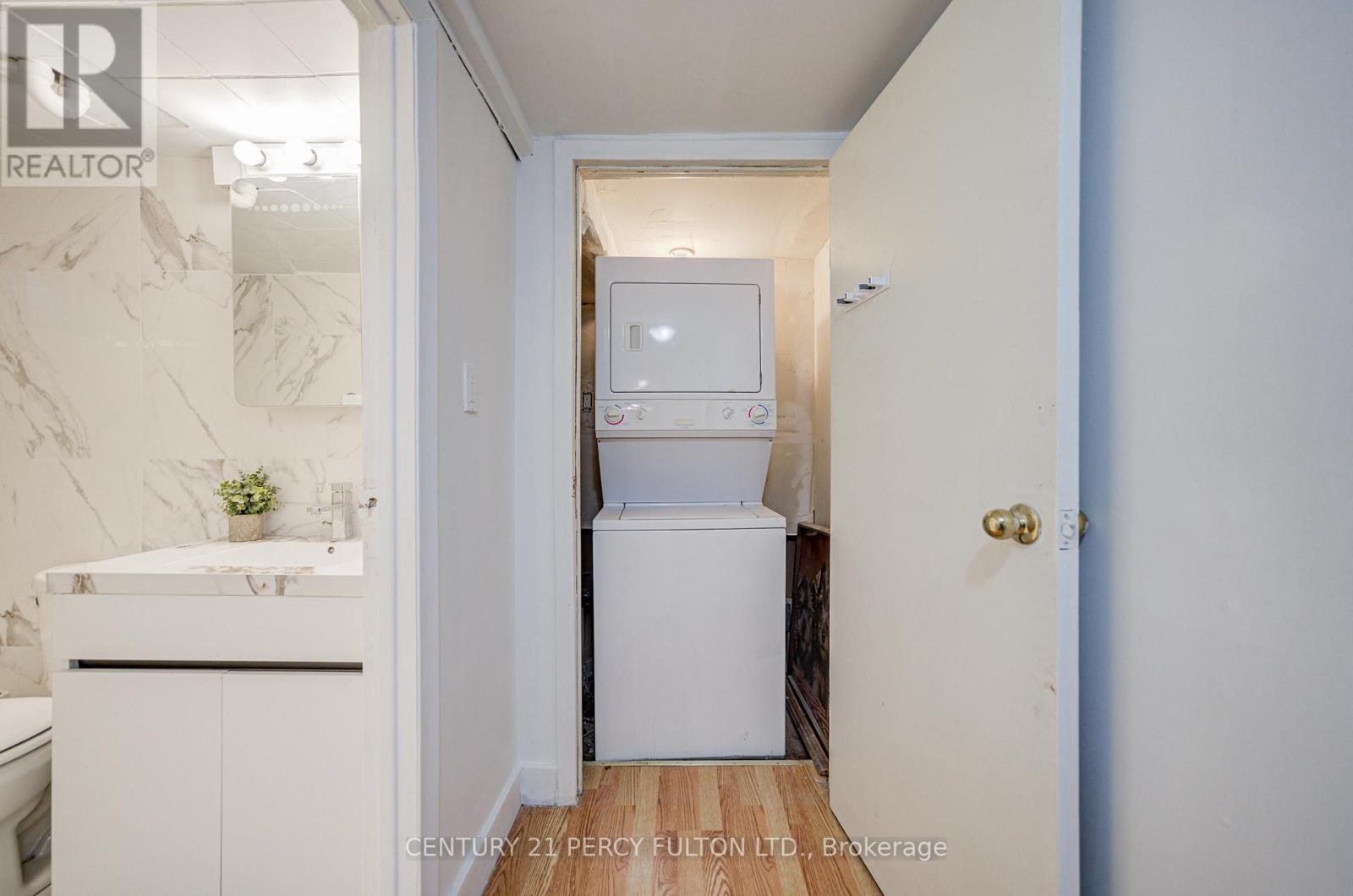 50 Mooregate Avenue, Toronto, Ontario  M1K 3V7 - Photo 33 - E13439280
